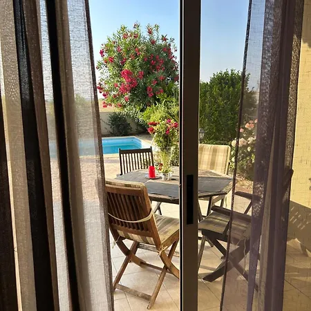 Budget Escape To The Seaside