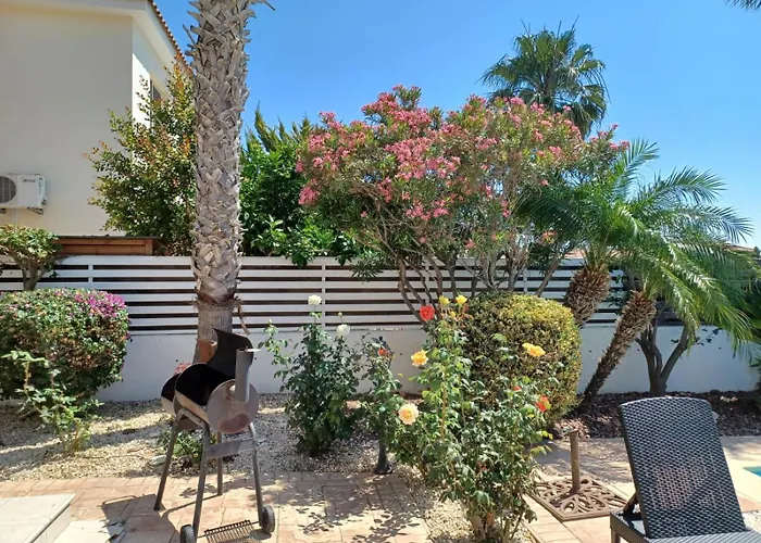 Budget Escape To The Seaside