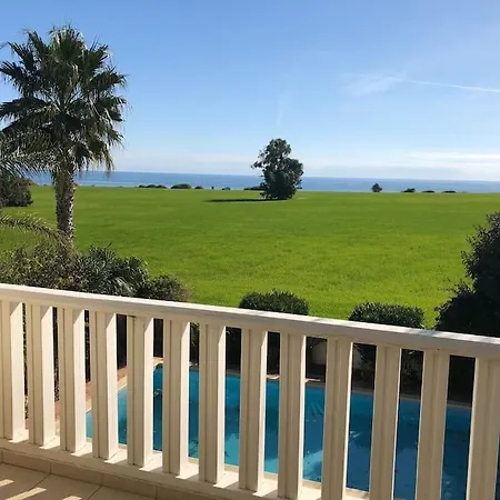 Вилла Budget Escape To The Seaside Ларнака