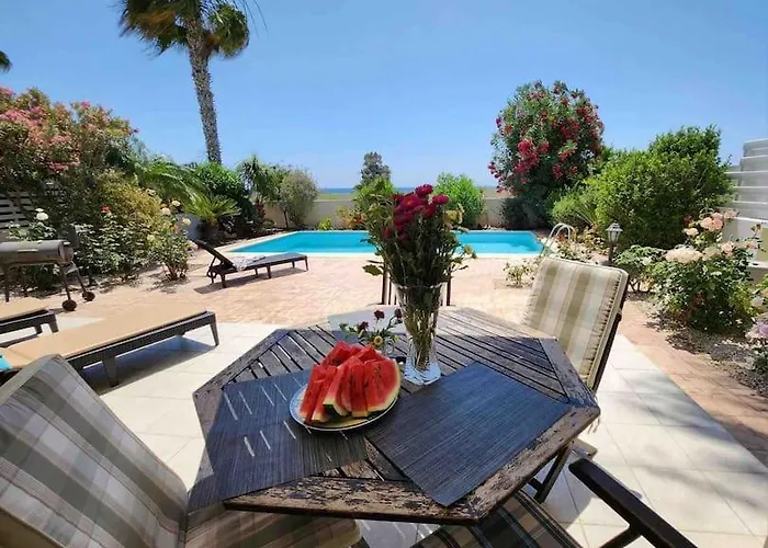 Villa Budget Escape To The Seaside Lárnaca