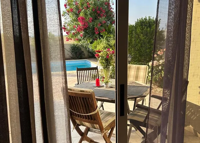 Budget Escape To The Seaside